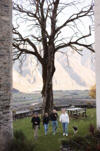 Servizio fotografico per famiglia nella natura di Serena Morandi | Valchiavenna, Valtellina, Lago di Como, Lecco, Milano, Lombardia